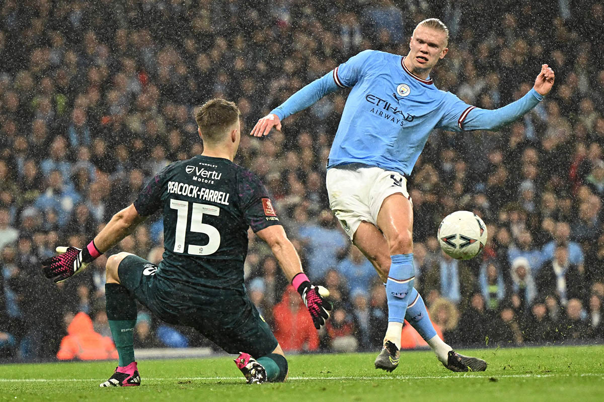 Manchester City ke Semifinal Piala FA Setelah Bantai Burnley 6-0