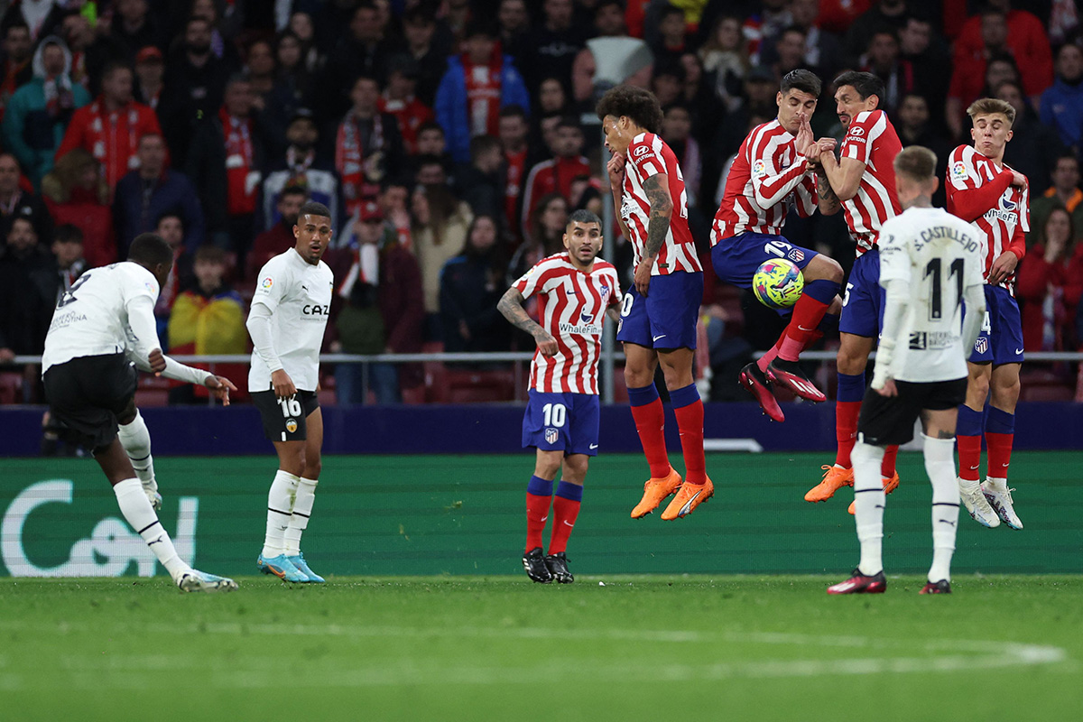 Atletico Madrid Menang Telak 3-0 atas Valencia