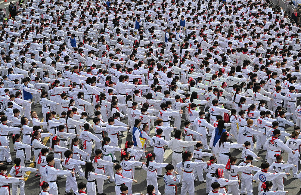 Demonstrasi Seni Beladiri Taekwondo di Korea Selatan