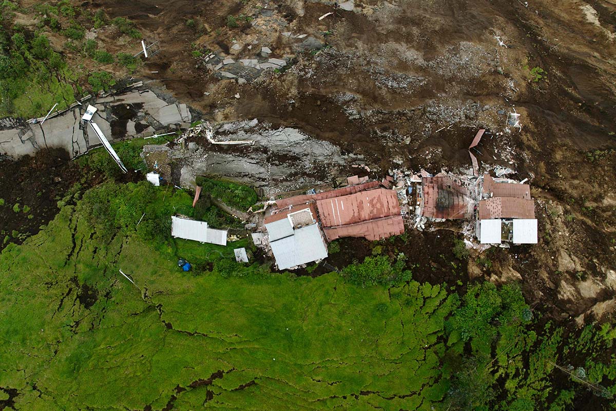 Tanah Longsor Terjang Ekuador
