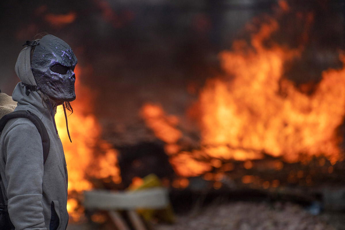 Pengunjuk Rasa Prancis Blokir Jalur Kereta