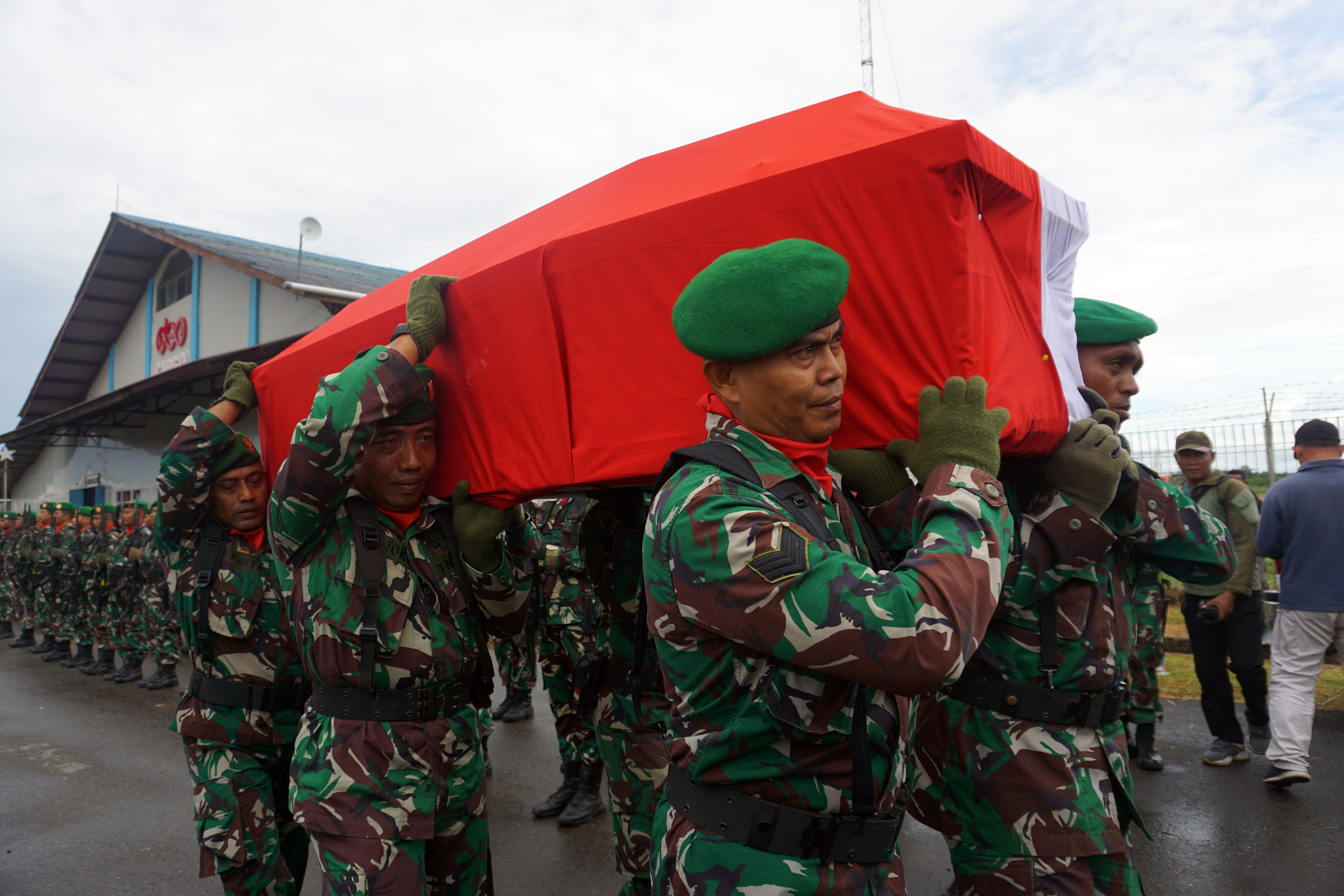 Kedatangan Korban Penembakan KKB di Papua Tengah