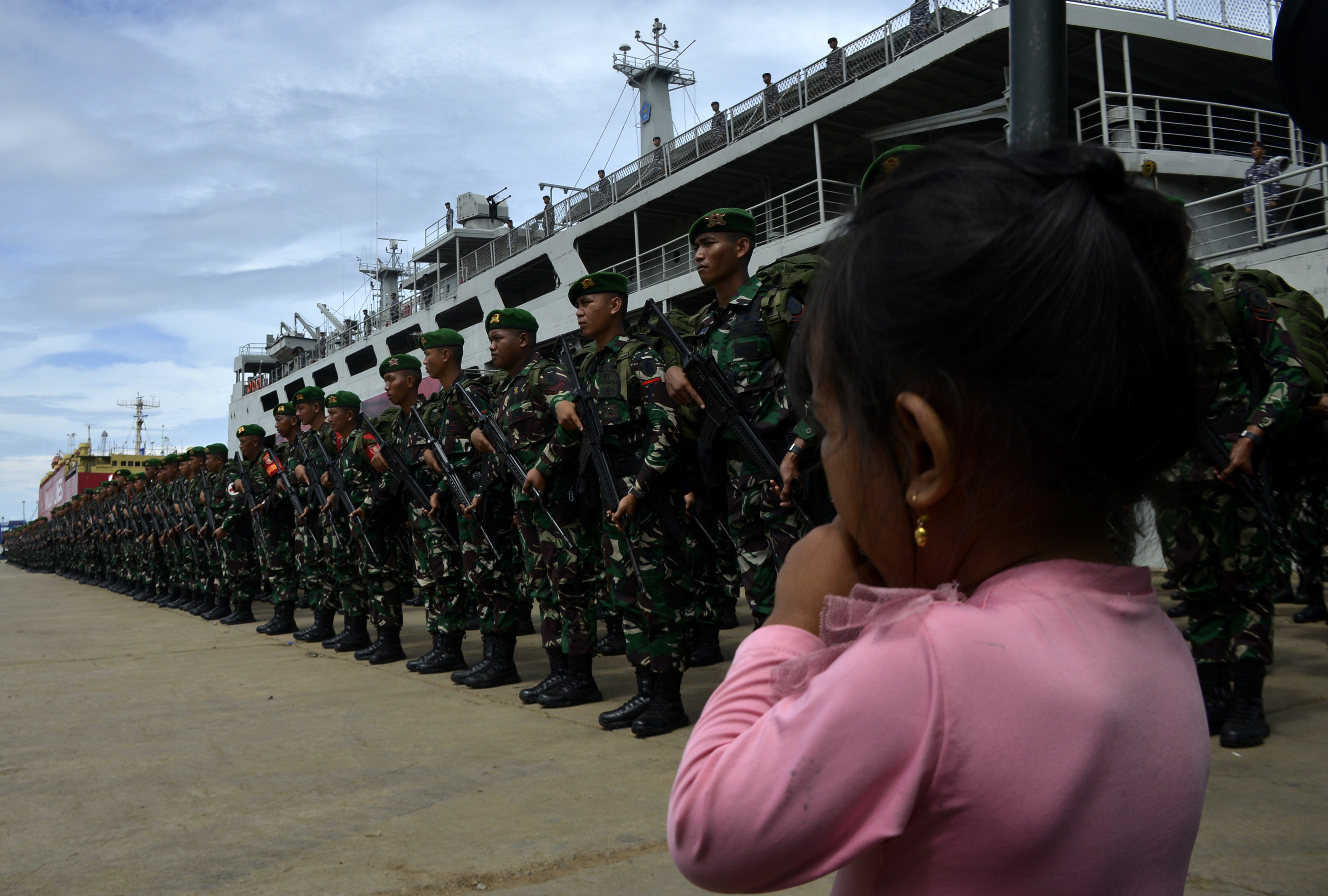Pengiriman Pasukan TNI ke Papua dan Papua Barat