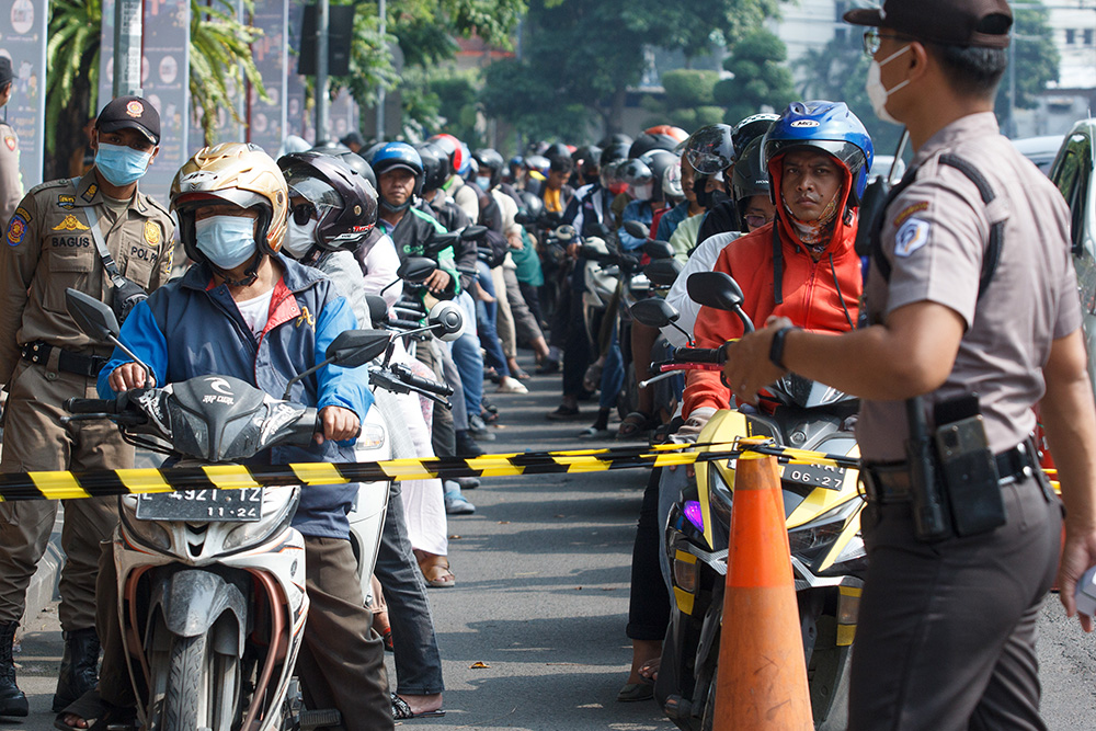 Lantatur Penukaran Uang Tunai Baru