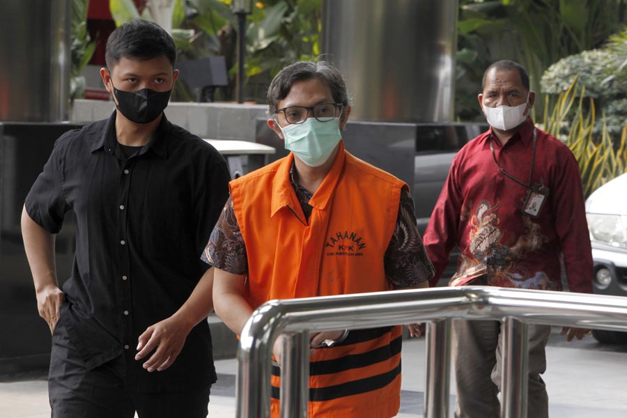 Jalani Pemeriksaan Lanjutan