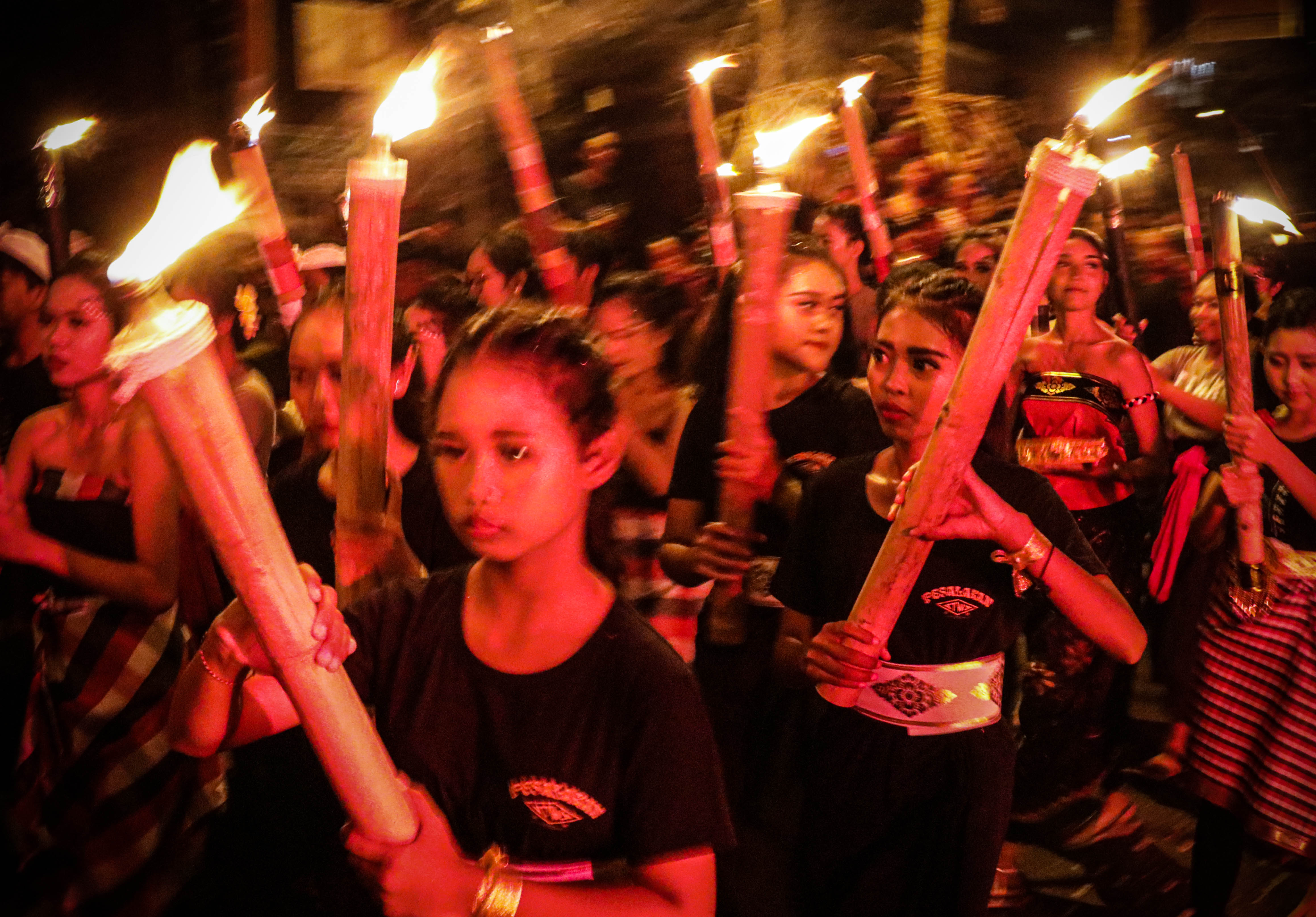 Parade Ogoh-Ogoh Menjelang Nyepi di Jimbaran
