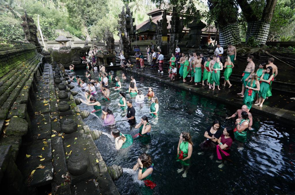 Objek Wisata Tirta Empul