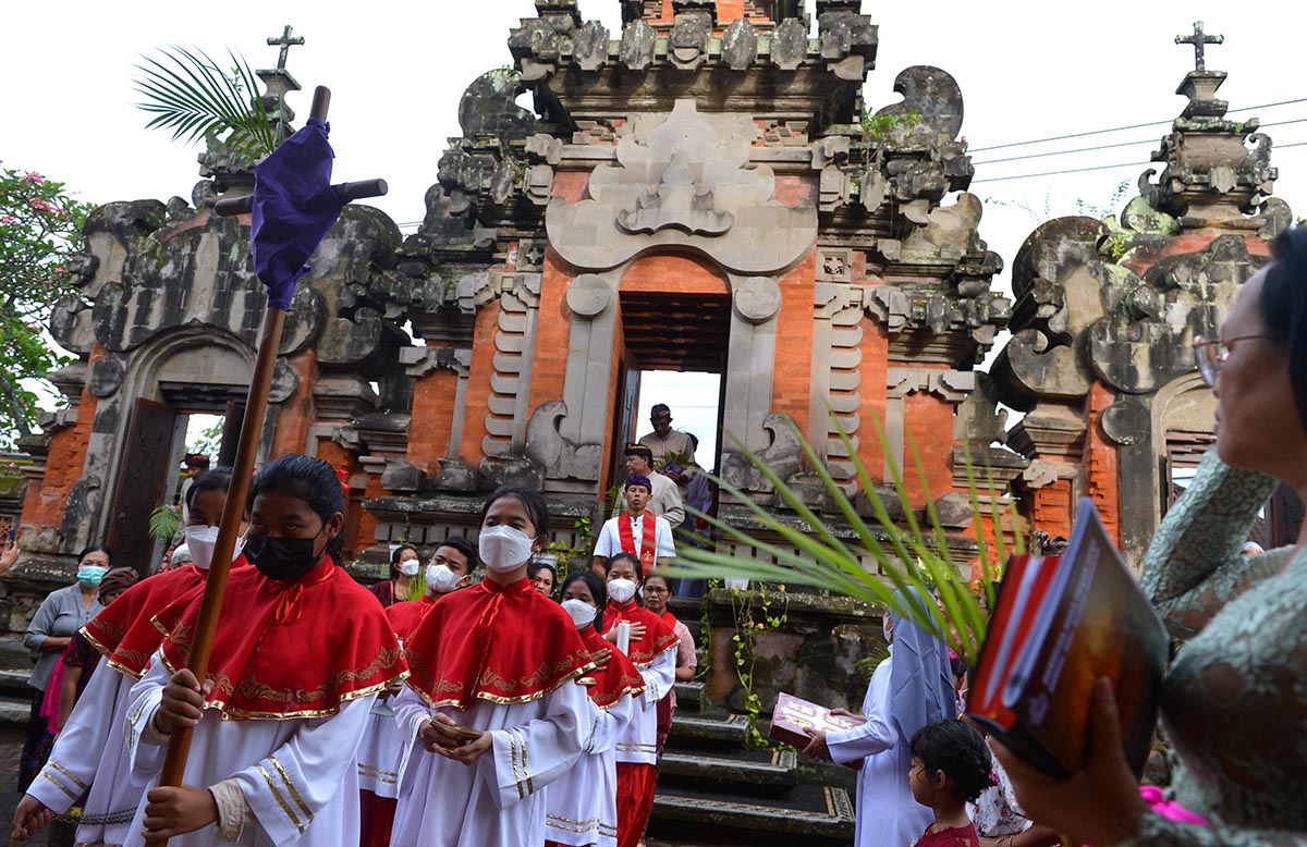 Misa Minggu Palma di Bali