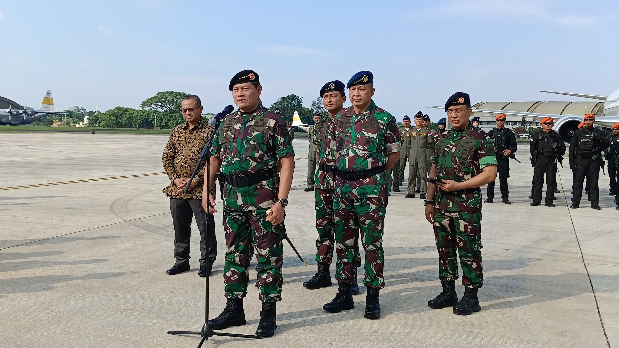 TNI akan Mengevakuasi 291 Warga Negara Indonesia (WNI) dari Sudan Menuju Jedah