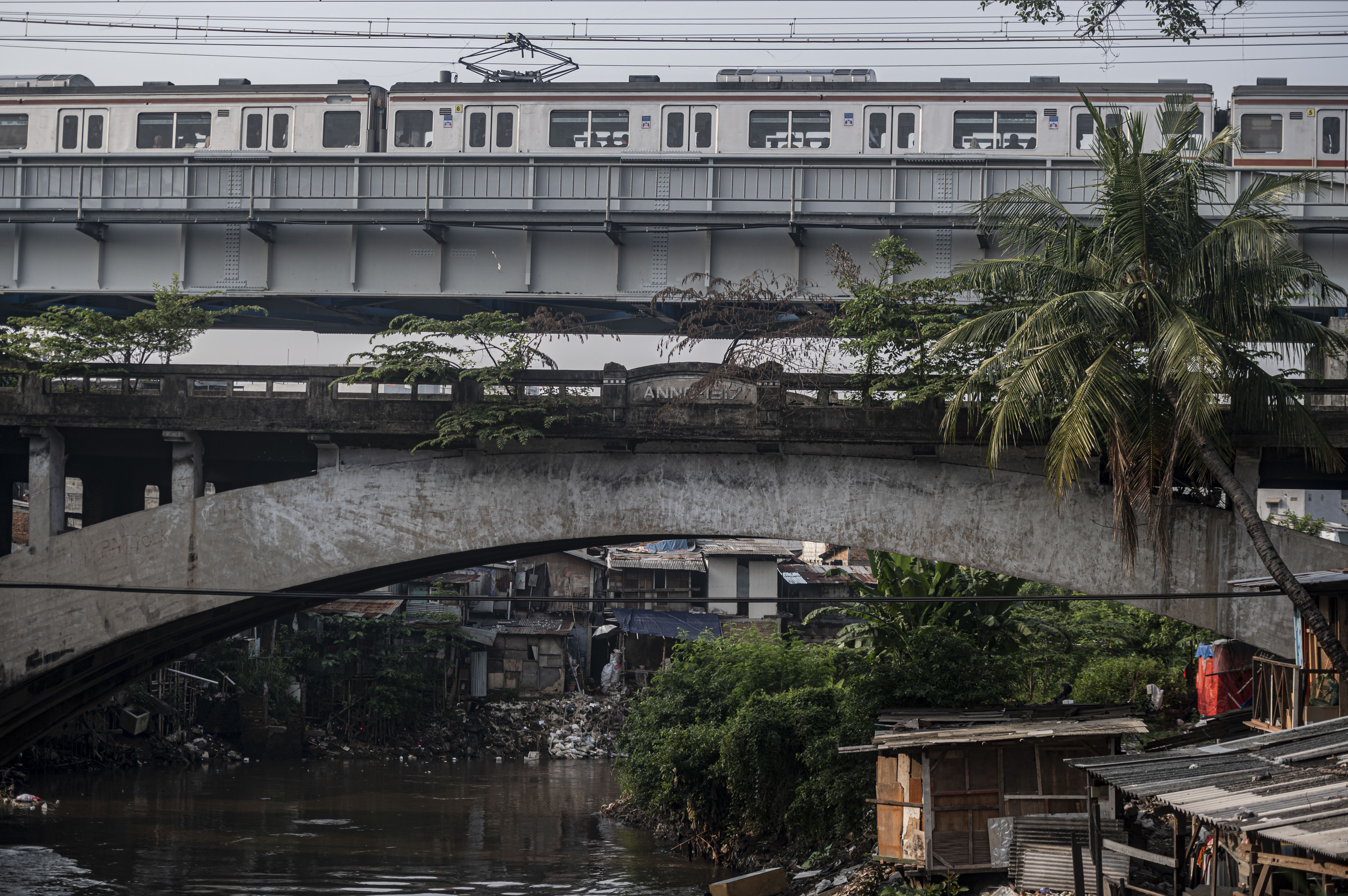 Target Penyelesaian Normalisasi Sungai Ciliwung