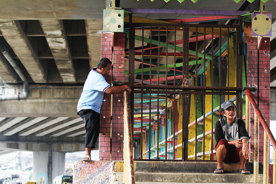 Kerap Jadi Ajang Tawuran, Jembatan Pejalan Kaki Ditutup