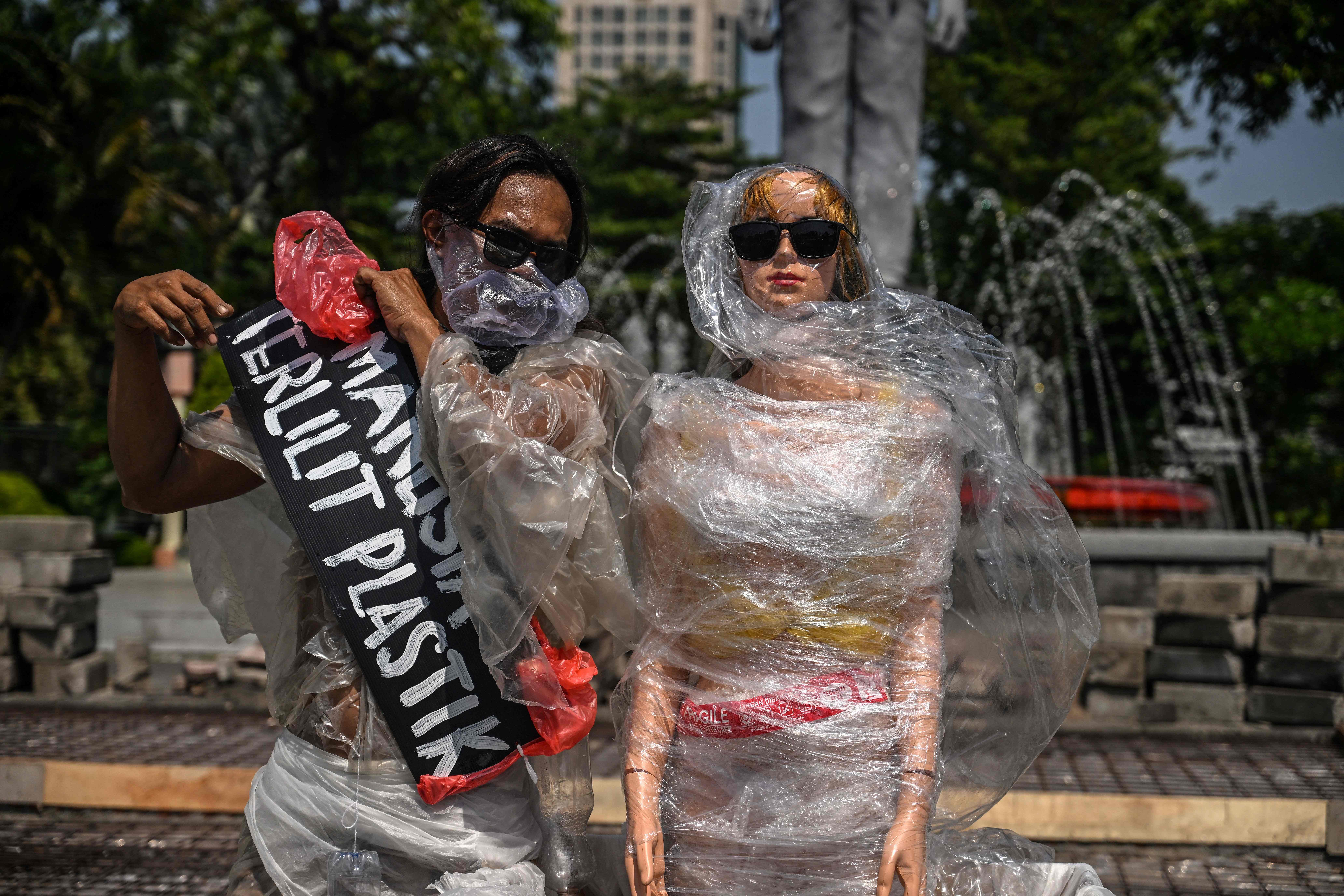 Aksi Melawan Perubahan Iklim dan Sampah Plastik