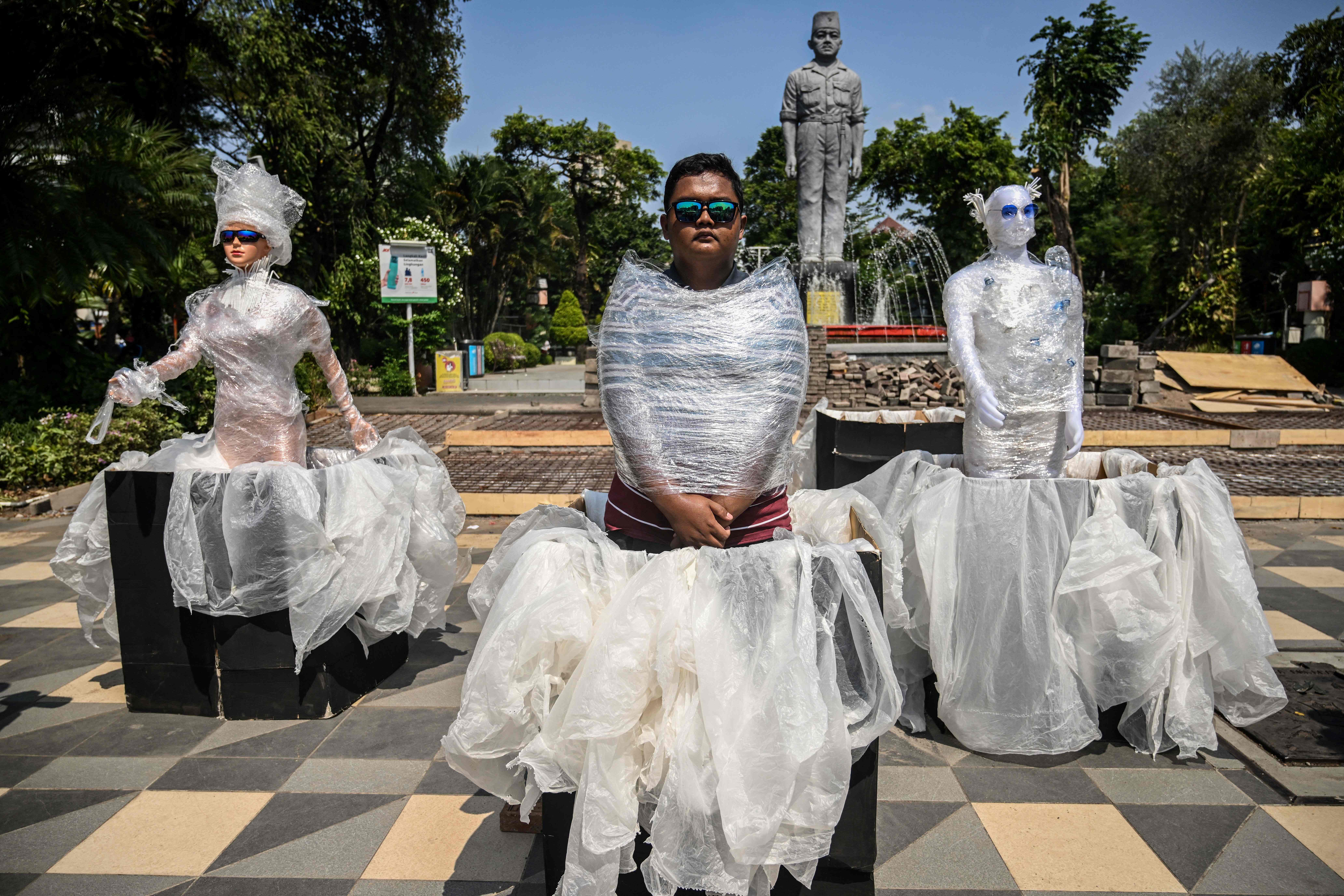 Aksi Melawan Perubahan Iklim dan Sampah Plastik