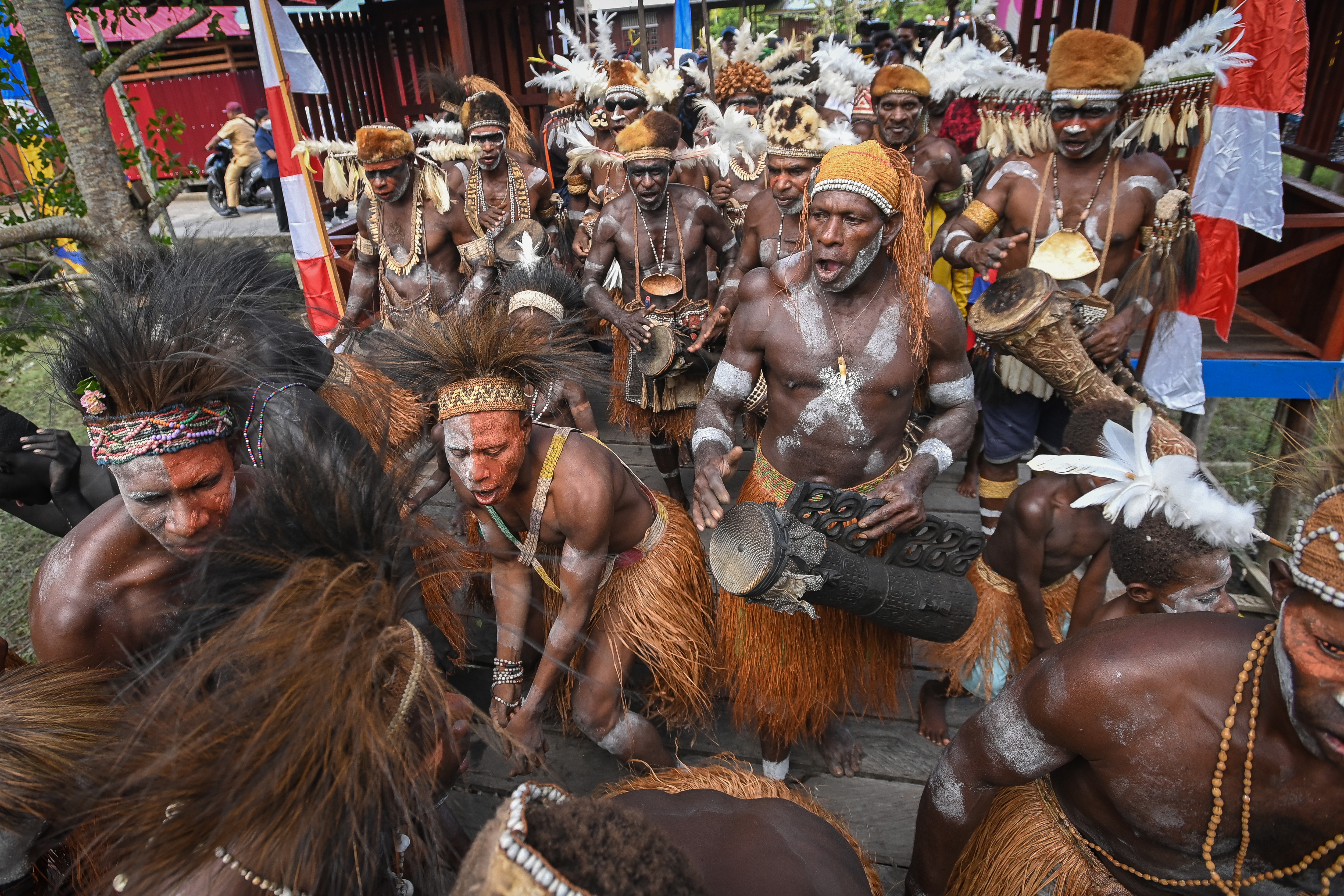 Masyarakat Suku Asmat di Papua Selatan