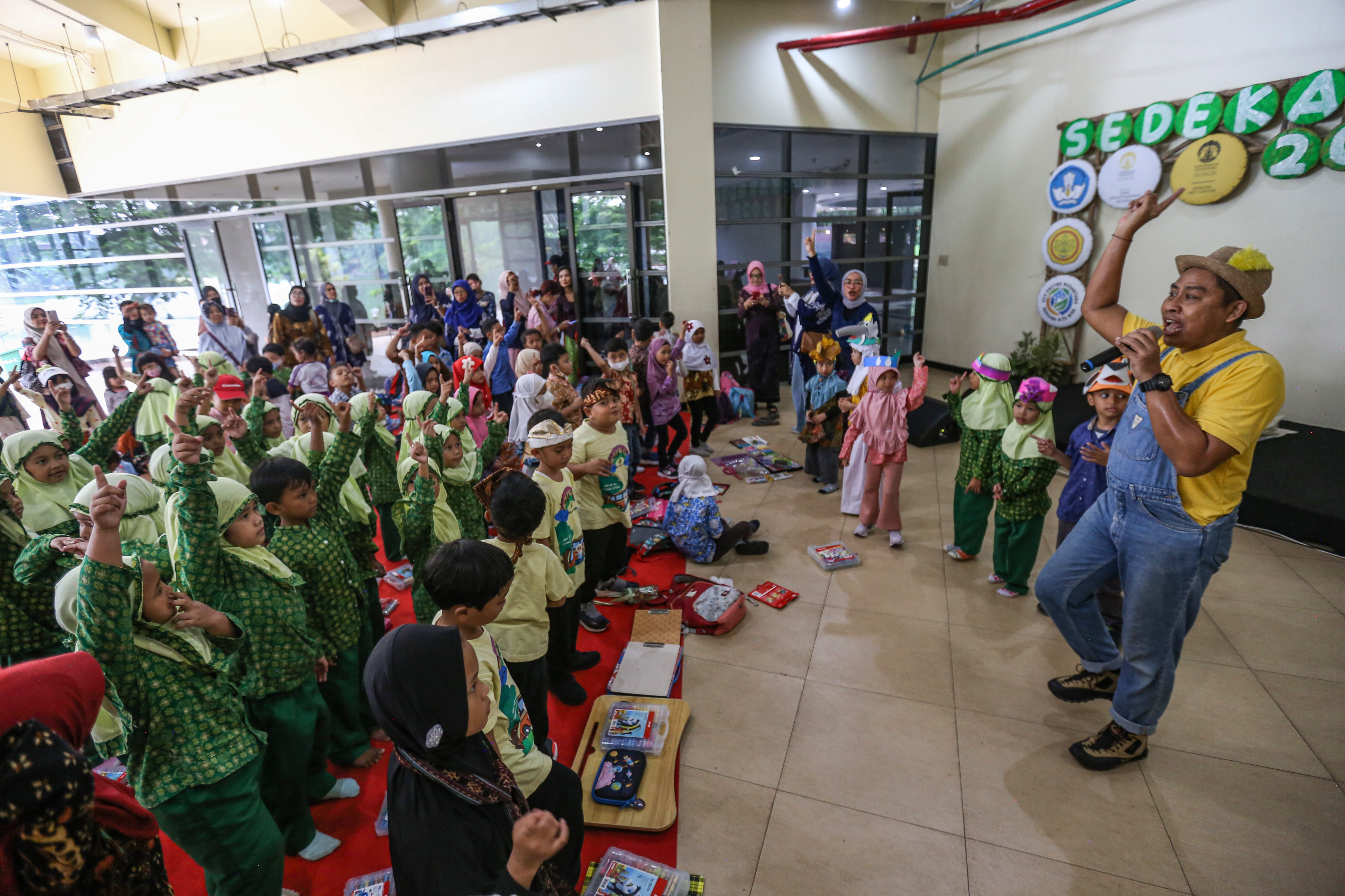 Edukasi Lingkungan di Universitas Indonesia