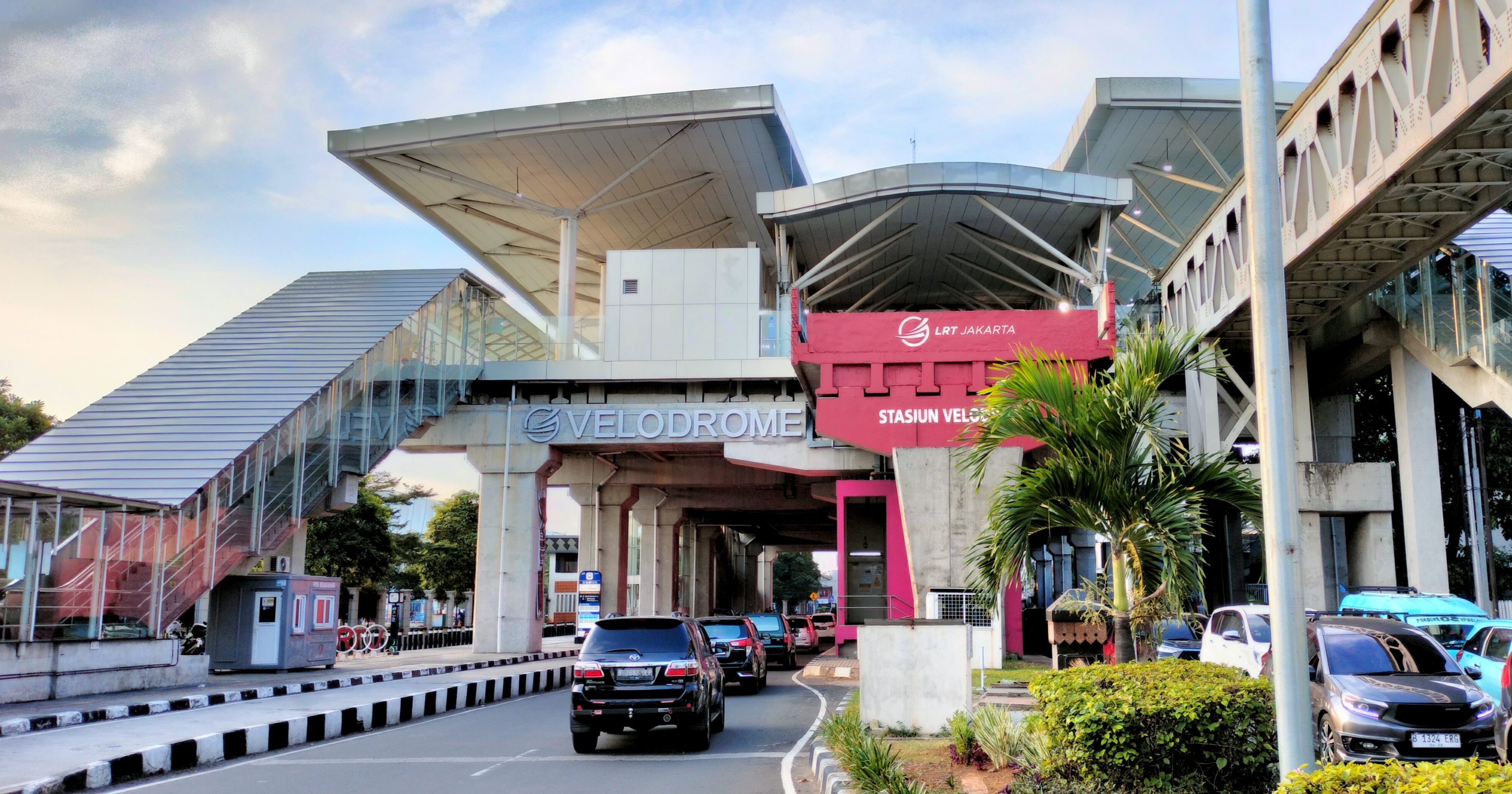 Pelelangan Jasa Kontruksi Proyek Jalur LRT Fase 18