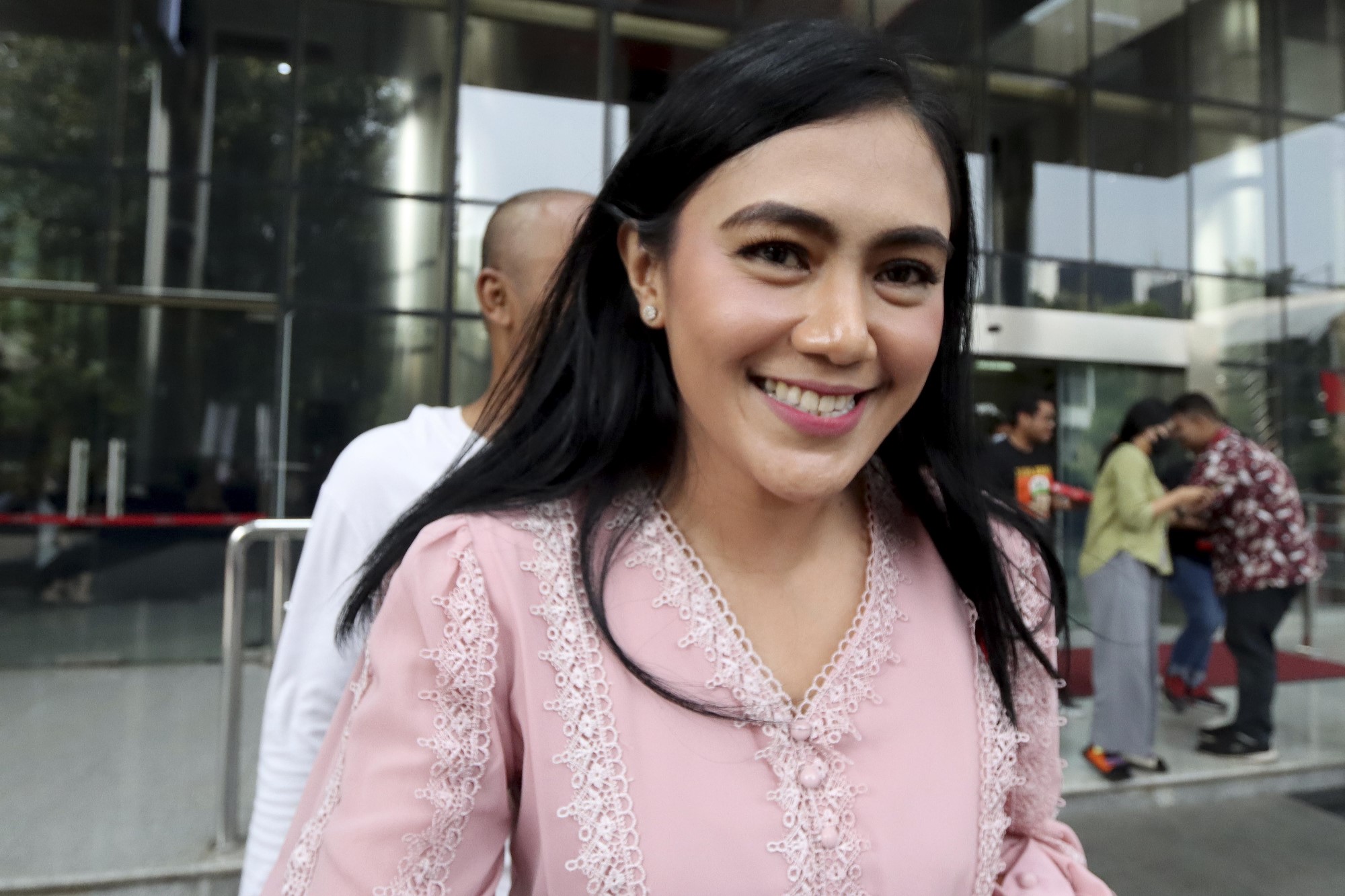 Presenter Brigita Purnawati Manohara Diperiksa KPK Sebagai Saksi