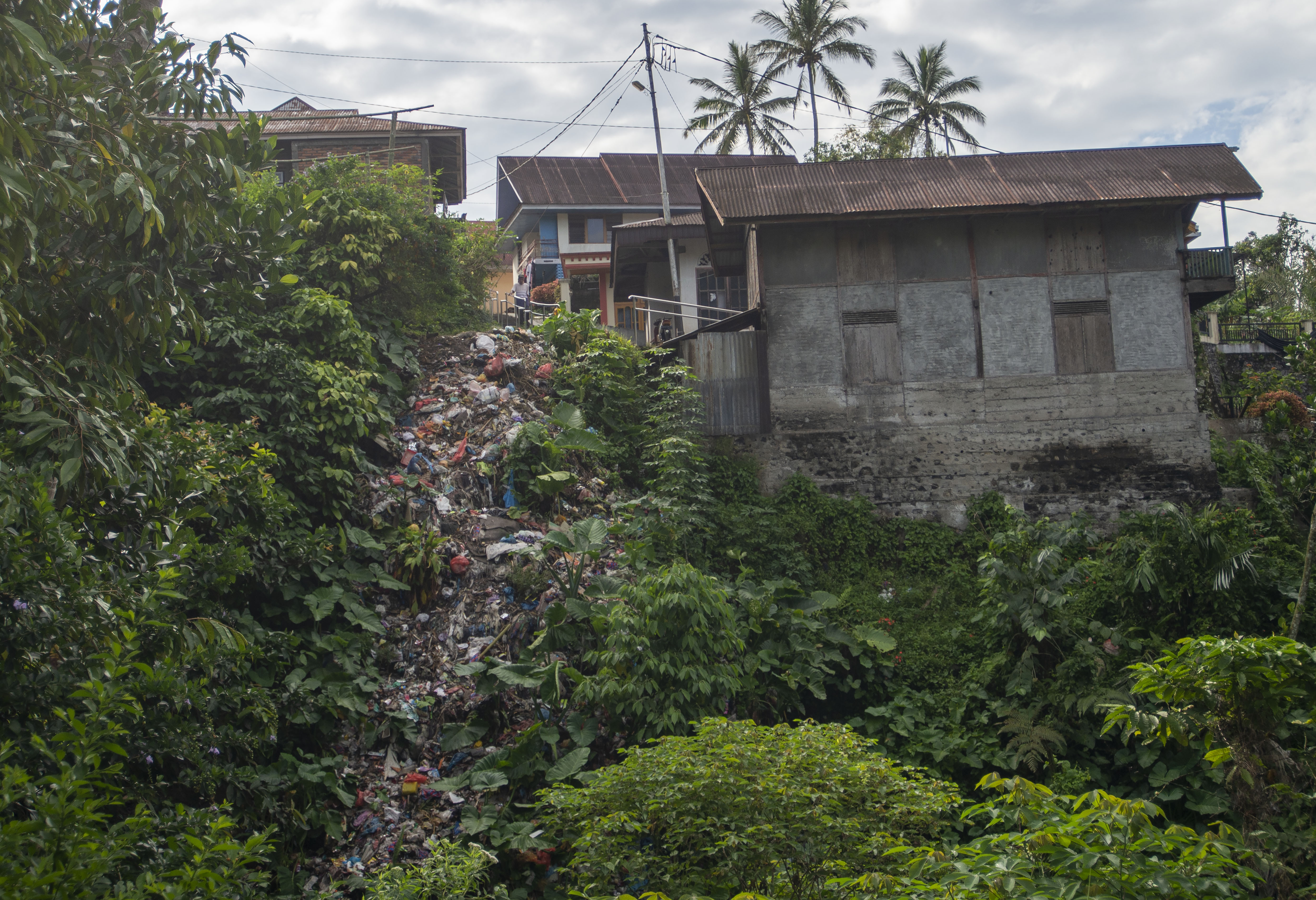 Persoalan Sampah di Desa Wisata Pariangan
