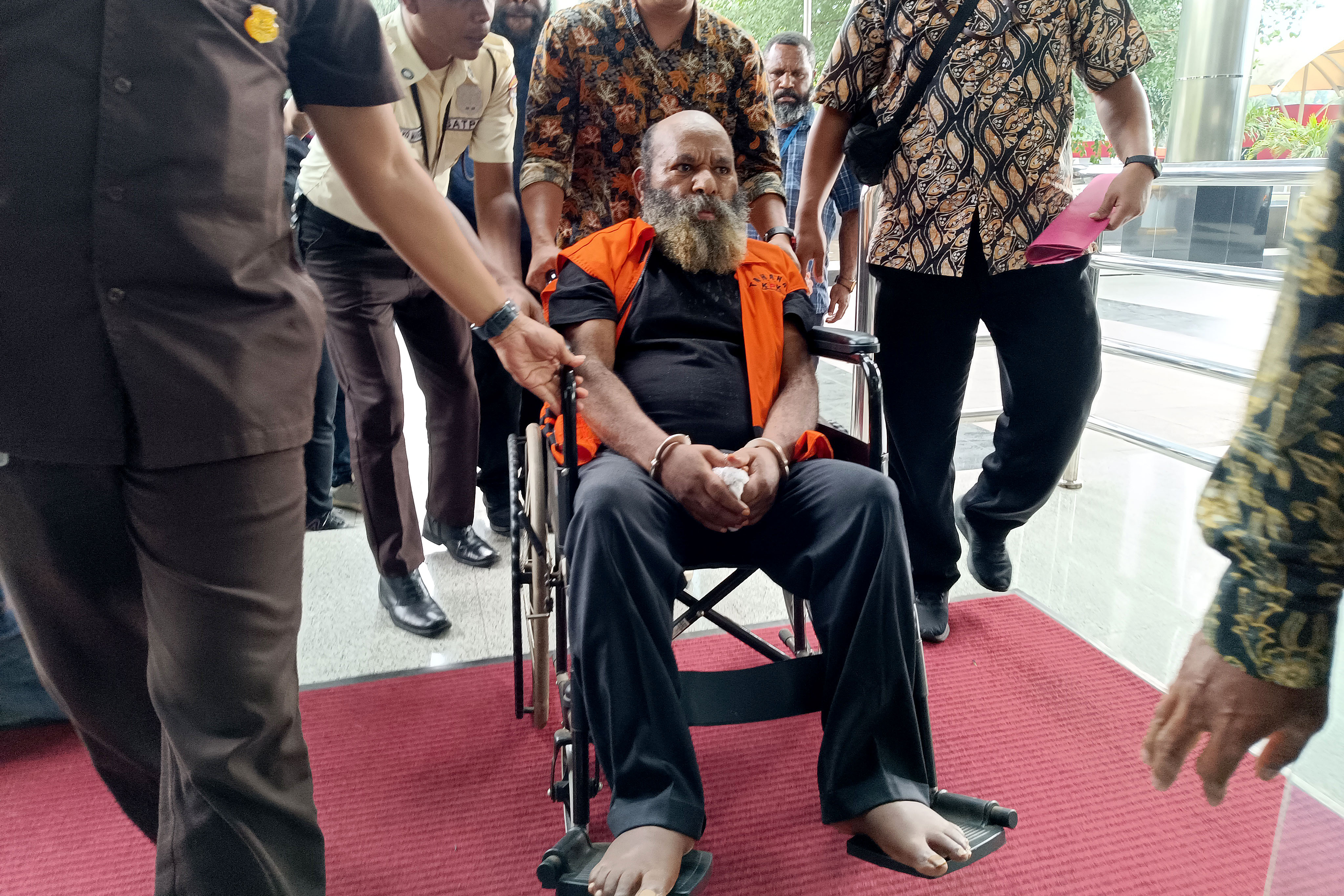 Lukas Enembe Diperiksa Terkait TPPU