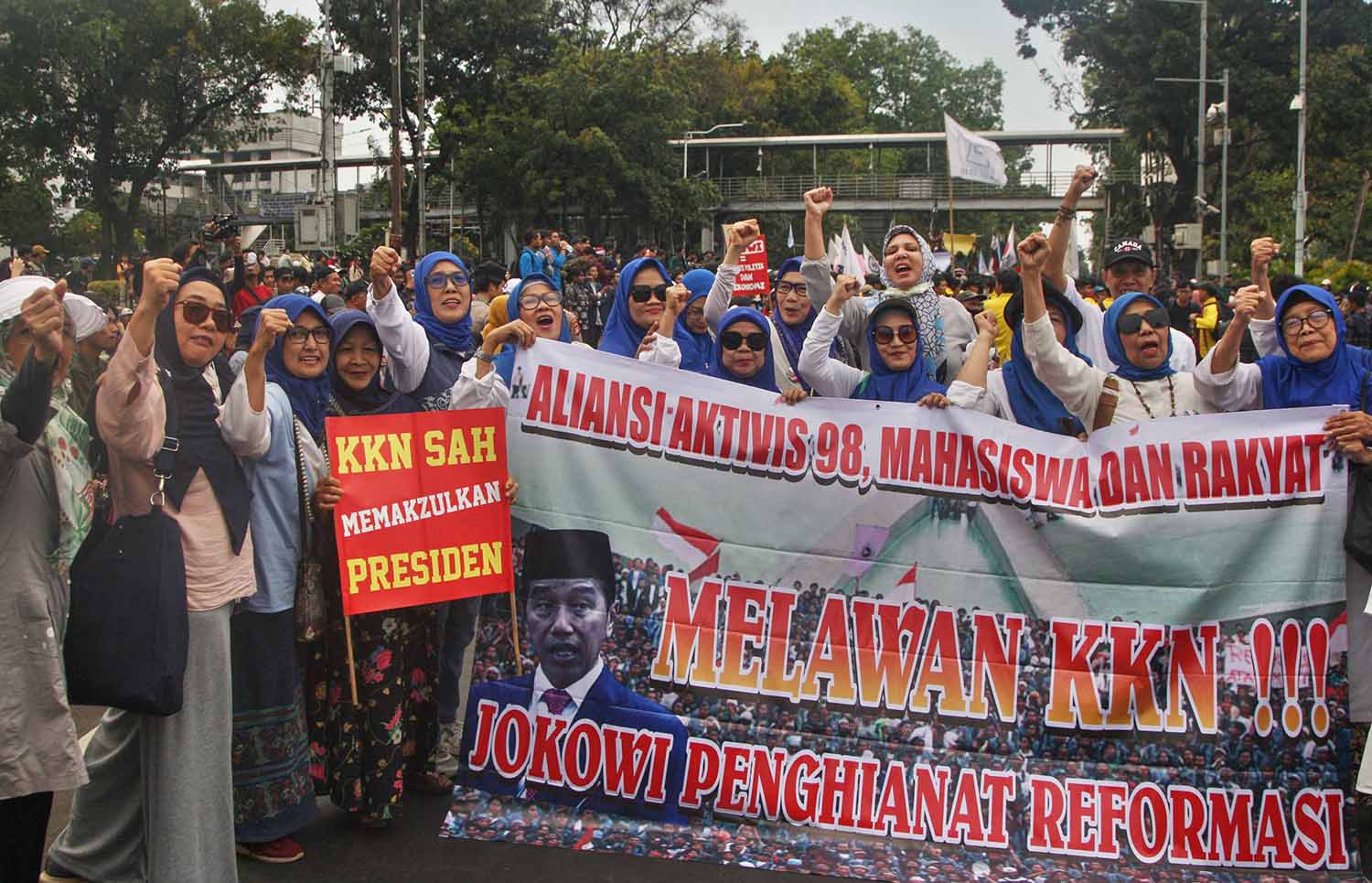 Tolak Putusan MK, BEM SI Geruduk Istana