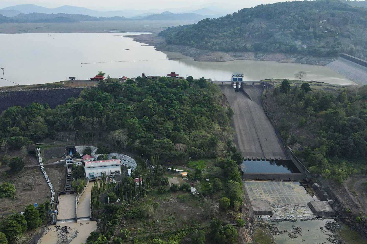 Pembangkit Listrik Tenaga Air  Bili-Bili  Berhenti Beroperasi 