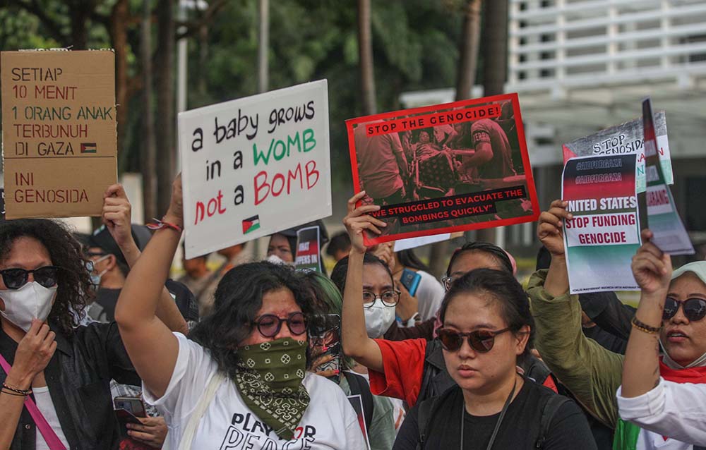 Tabur Bunga untuk Rakyat Palestina Korban Genosida di Gaza