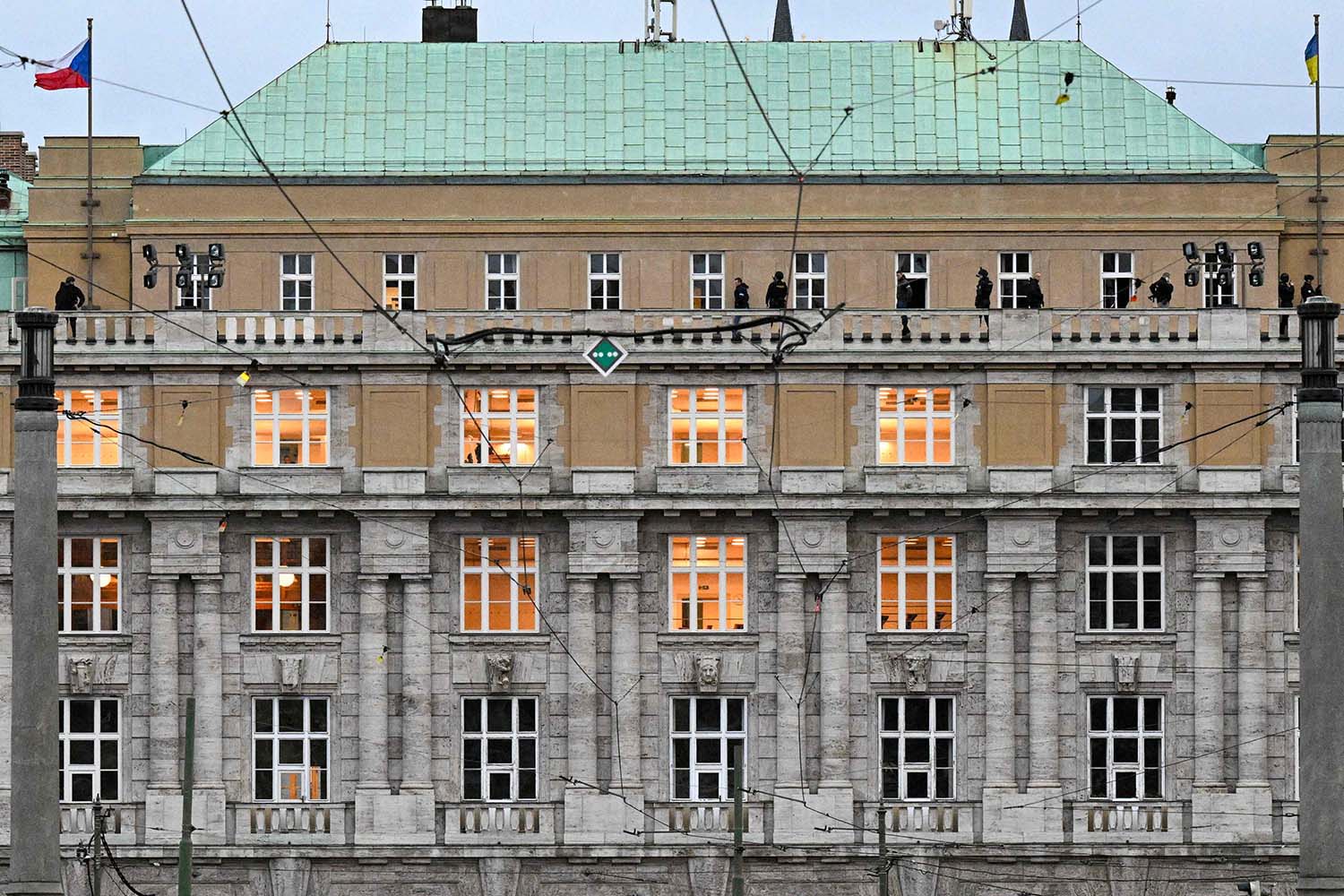 Penembakan Massal di Praha Ceko, 14 Orang Tewas 