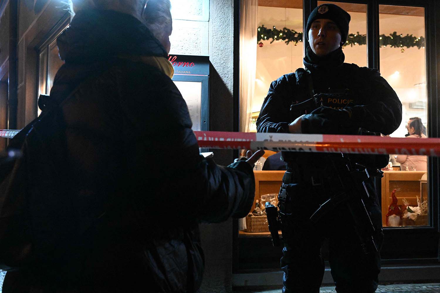 Penembakan Massal di Praha Ceko, 14 Orang Tewas 