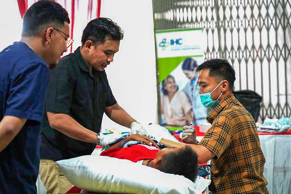 Elnusa Petrofin Gelar Khitanan Massal