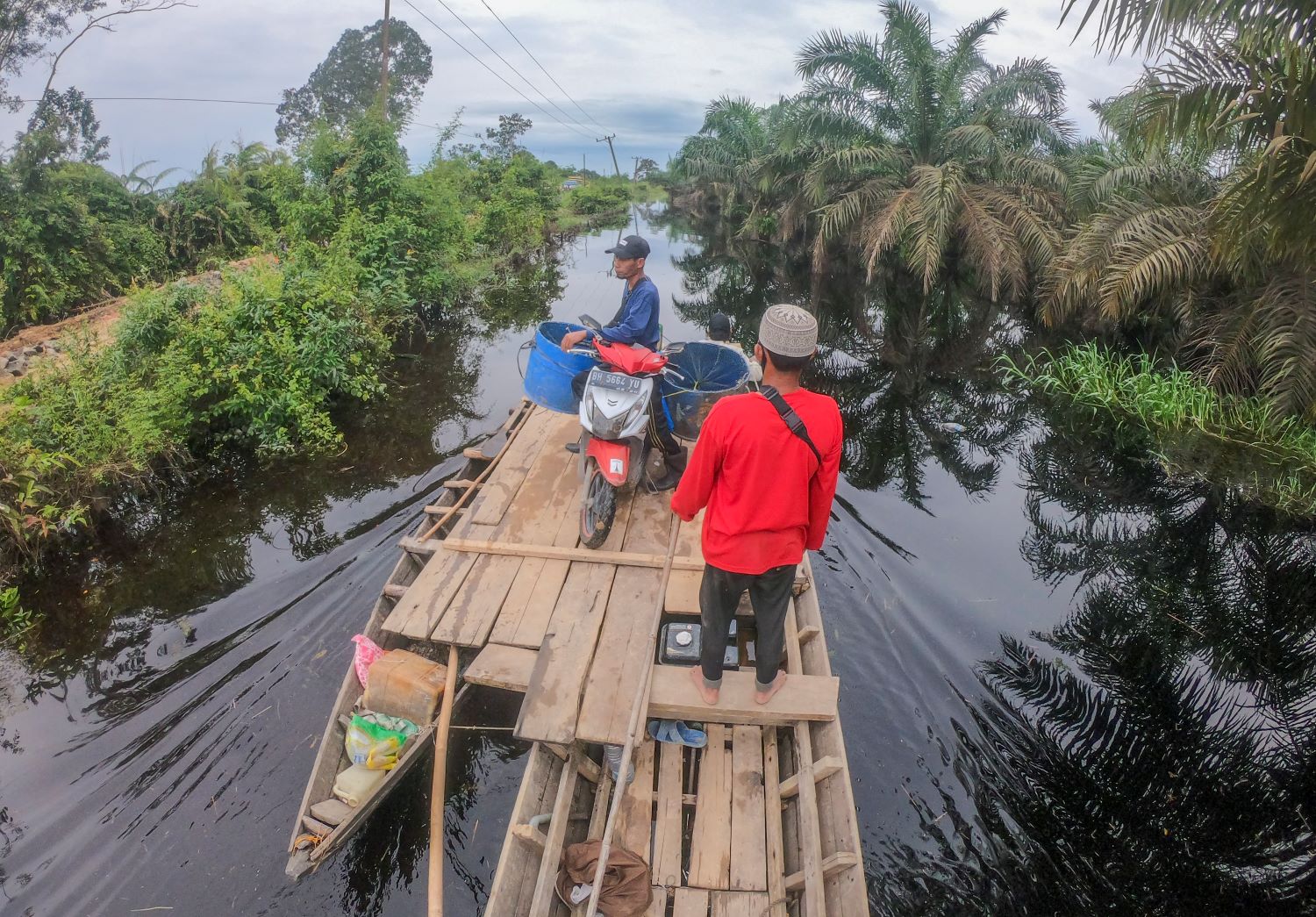 Jalan Lintas Jambi-Suak Kandis Putus Akibat  Banjir 