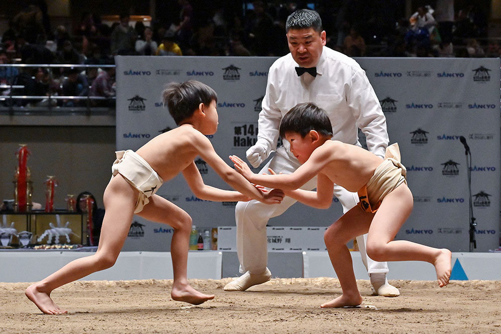 Menjaga Warisan Budaya Olahraga Sumo oleh Anak-Anak di Jepang 