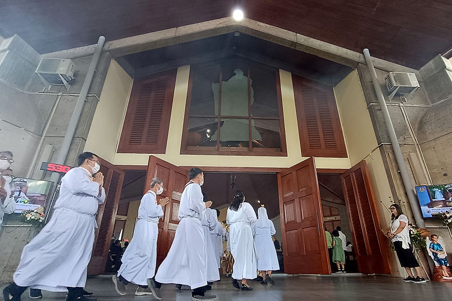 Misa Paskah di Gereja Santo Matius Penginjil Bintaro