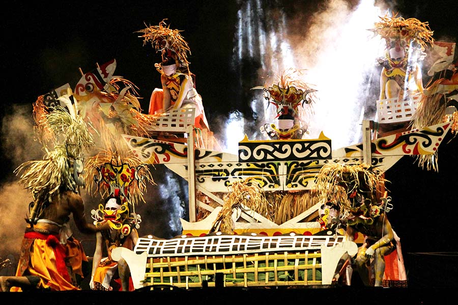 Tari Pedalaman Khas Suku Dayak Kalimantan Tengah