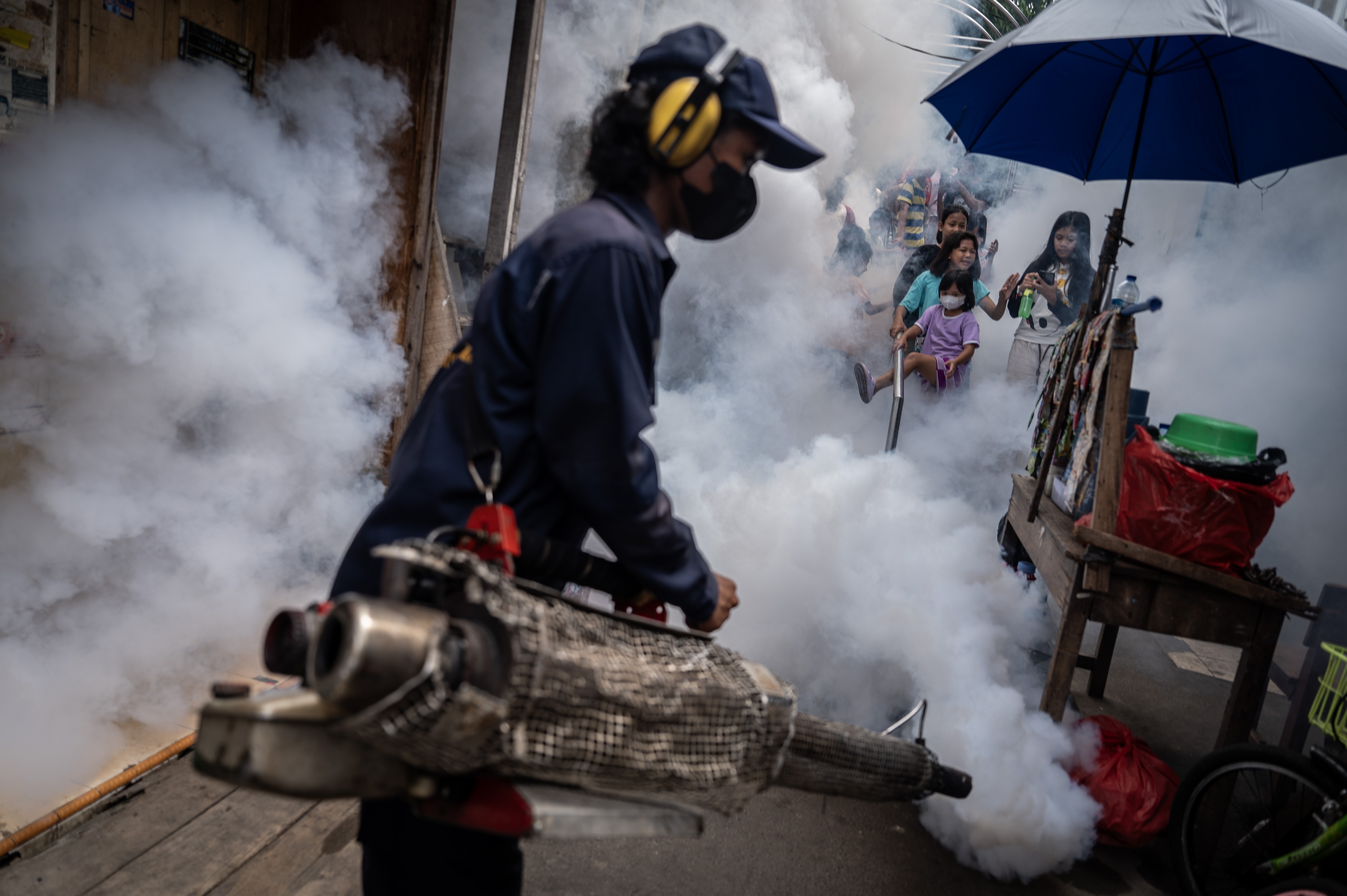 Pengasapan Antisipasi Wabah DBD di Jakarta