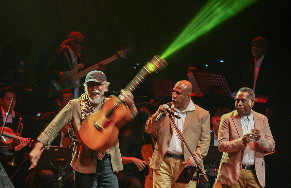 Iwan Fals Tampil dalam Konser Tribute to Black Brothers