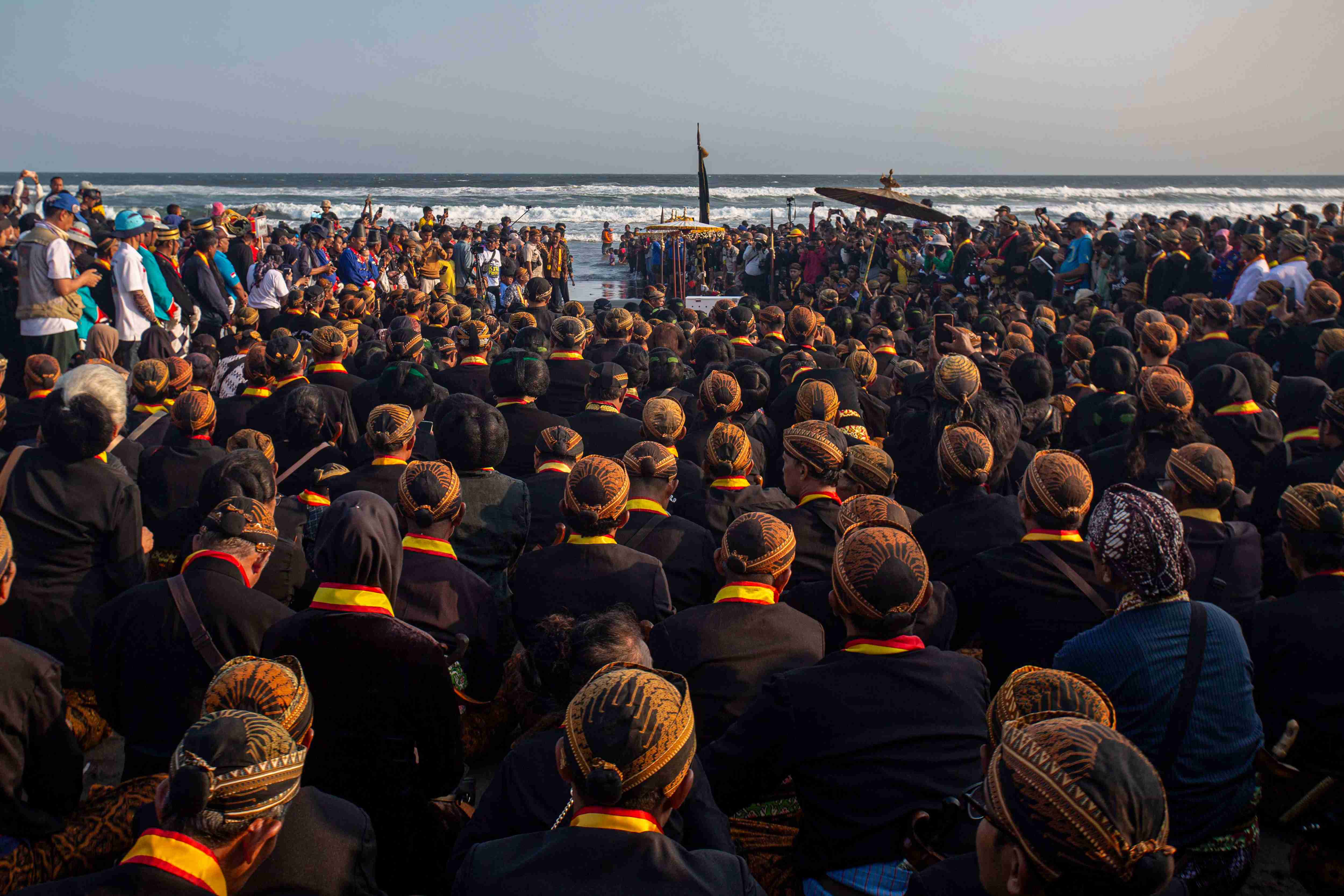 Prosesi Labuhan Keraton Kasunanan Surakarta
