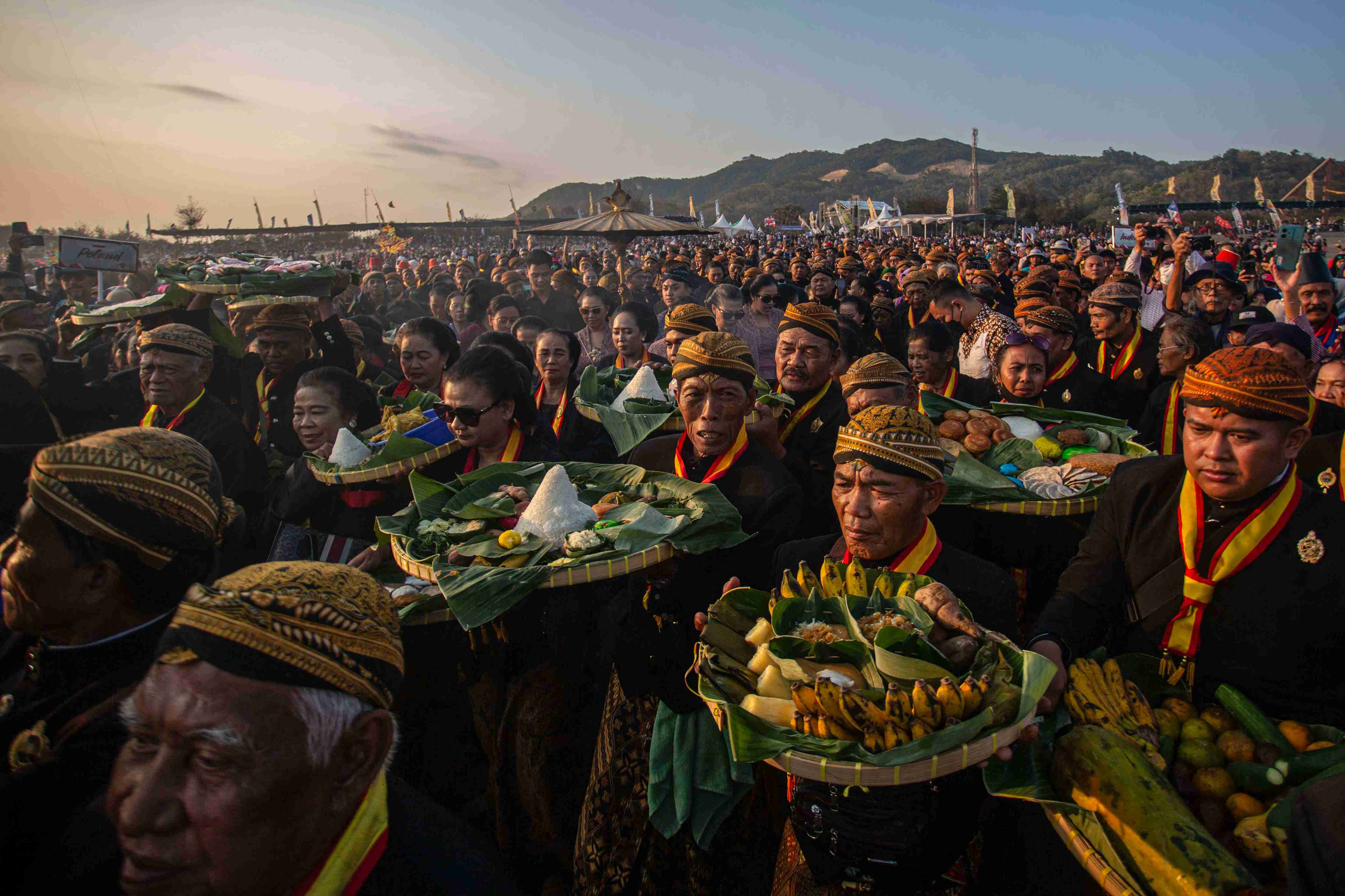 Prosesi Labuhan Keraton Kasunanan Surakarta