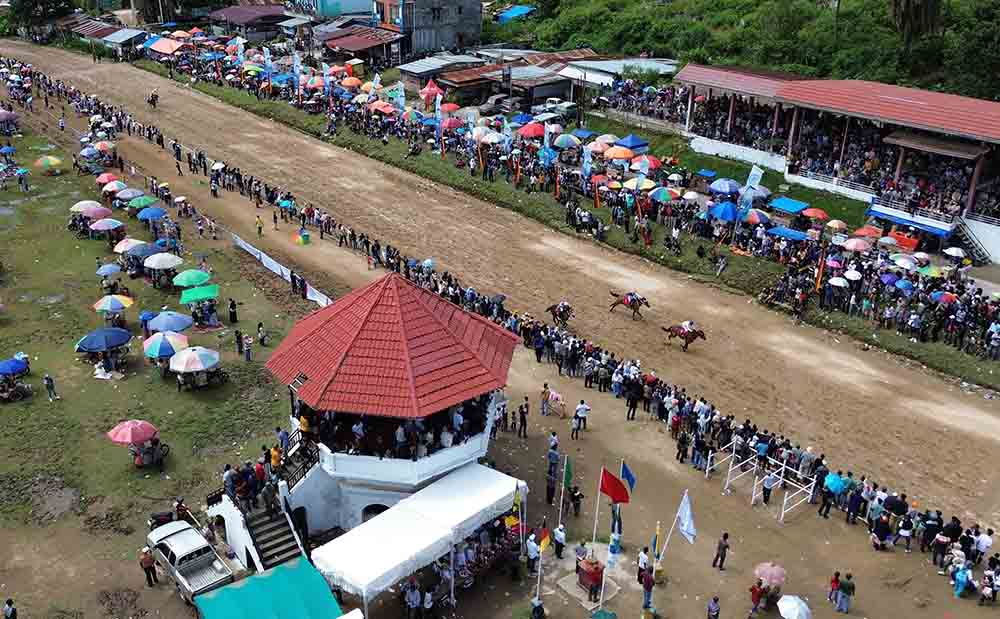 Pacu Kuda Bukittinggi